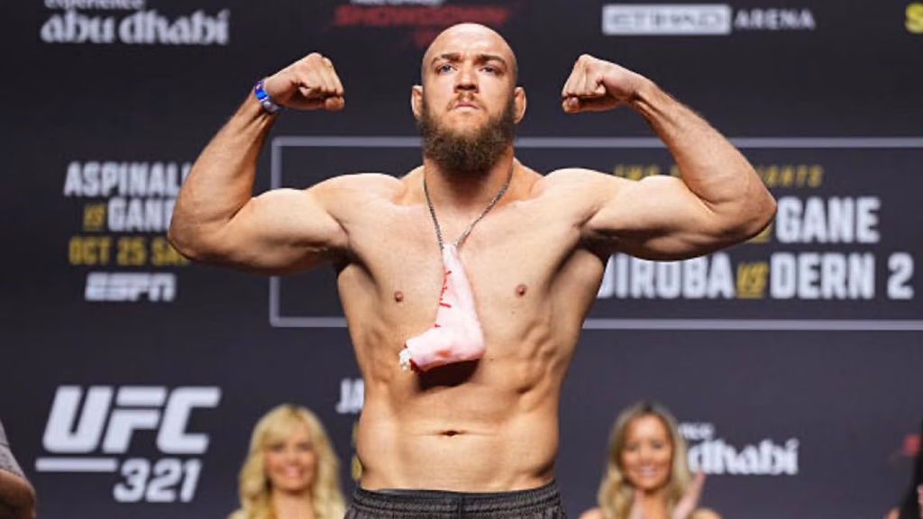 Valter Walker na pesagem do UFC. Foto: Divulgação/UFC