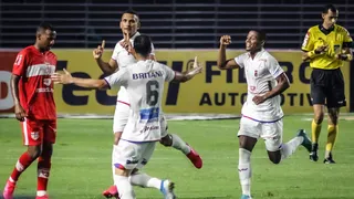 CRB x Paraná: acima de tudo, veio a vitória do Tricolor