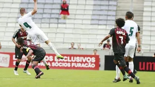 A sobrevivência dos bucólicos campeonatos estaduais
