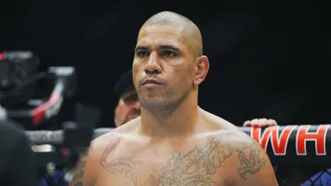 Poatan dispara contra árbitro polêmico do UFC: “Covarde”