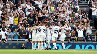 Tottenham coloca United na “roda” e vence a primeira após saída de Harry Kane