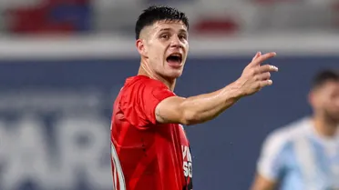 Messi elogiou Zapelli? Comentarista da ESPN cai em fake durante jogo do Athletico