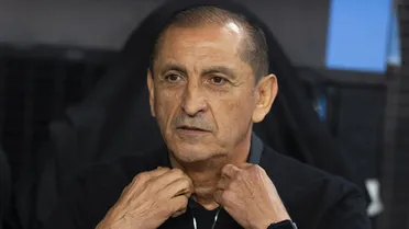 Quando Ramón Díaz treinou clube da 4ª divisão da Inglaterra e acabou banido até do estádio