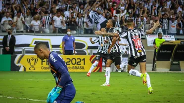 Na Arena da Baixada, Athletico corre atrás da dignidade perdida