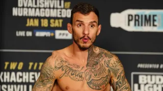 Brasileiro reage após UFC anunciar luta sem ter contrato assinado