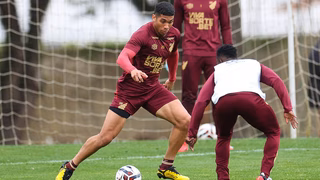 Fora dos gramados há nove meses, atacante do Athletico fica perto de retorno