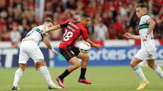 Da defesa aos elencos: o que Athletico e Coritiba podem tirar de lições do Atletiba