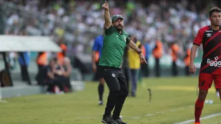 Morínigo admite que Atletiba mostra nível do Coritiba, mas ressalta que nada está ganho