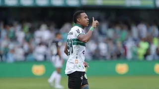 Destaque do Coritiba, Igor Paixão é alvo de clubes, mas garante: “Meu foco é aqui”