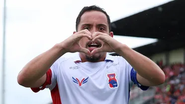 Destaque do Paraná Clube acerta retorno ao futebol paranaense