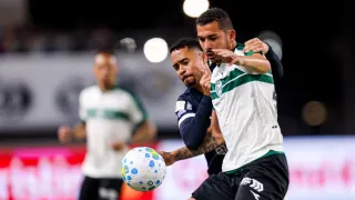 “Vitória maiúscula do Coritiba. E, desta vez, com requintes de crueldade”