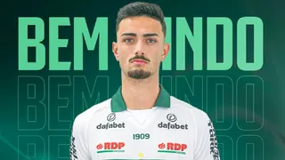 Coritiba confirma chegada de atacante do Internacional