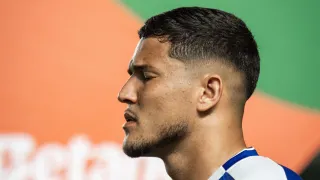 Goleiro do Coritiba tem evolução rápida após lesão e inicia transição