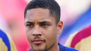Clube tenta “chapéu” por Vitor Roque e Barcelona deve bater martelo: veja valores