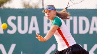 Tenista curitibana se inspira em Bia Haddad Maia e vai jogar Wimbledon pela 1ª vez