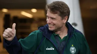 Seabra revela segredo da vitória histórica do Coritiba sobre o Corinthians