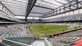Dono da Ligga Telecom indica compra dos naming rights da Arena da Baixada