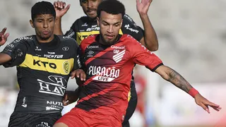Com times alternativos, dupla Atletiba se dá mal na rodada do Paranaense