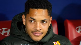 Vitor Roque e trio do Athletico são convocados para a seleção sub-20