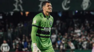 Coritiba ameaçou, mas sucumbiu diante da superioridade do Santos