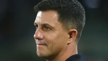 Técnico do Athletico se recusa a apontar favoritos na Série B: “Vou pular fora dessa”