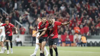 Fernandinho comemora primeiro gol após retorno: “Mais confiança”