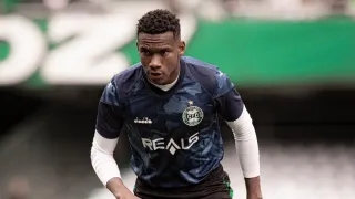 Piá do Couto comemora feito histórico no Coritiba