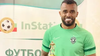 Athletico inscreve Alex Santana, Fernandinho e volante na Libertadores