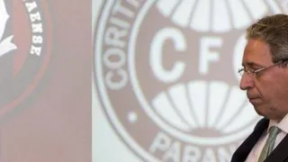 Veja o polêmico contrato entre Atlético e Coritiba para o empréstimo do Couto Pereira