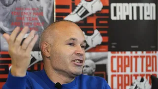 Iniesta é mais um ex-jogador do Barcelona que pode atuar com Messi