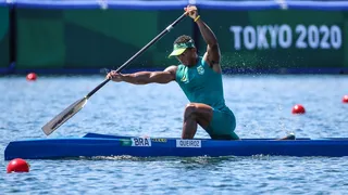 Isaquias vence bateria e avança direto à semifinal do C1 1.000 em Tóquio