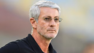Athletico encerra janela sem reforços e mantém zagueiro contestado