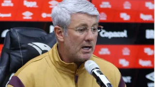 Odair classifica derrota do Athletico como inexplicável: “Adversário estava morto”