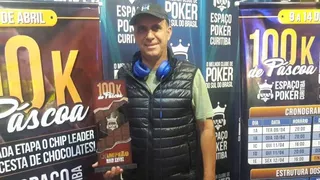 Professor de Educação Física brilha em “maratona” de poker