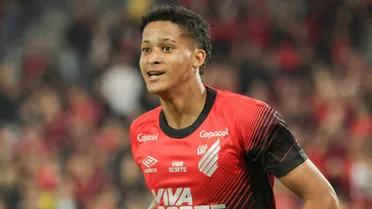 Athletico desiste de joia de 19 anos que retorna a clube da Série A