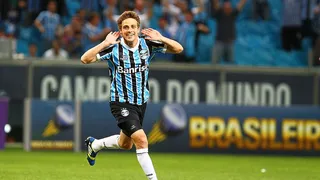 Maxi Rodríguez e Matheus Rodrigues realizam exames e devem fechar com o Paraná
