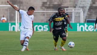 FC Cascavel vence o Figueirense de virada e se classifica à segunda fase da Copa do Brasil
