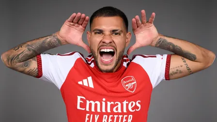 “Para a história”: Arsenal destaca títulos de Bruno Guimarães no Athletico