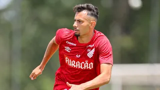 Sem Kaique Rocha, Athletico divulga relacionados para enfrentar o Galo