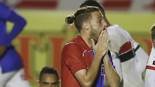 Principal reforço do Paraná para 2021, uruguaio está de saída para rival da Série C