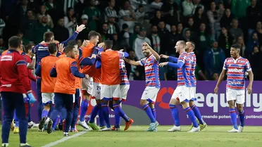 Fortaleza encerra longa invencibilidade do Coritiba no Couto Pereira