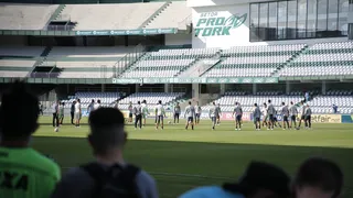 Coritiba faz treino aberto para a torcida no Couto Pereira; veja as fotos
