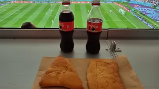 Lanche nos estádios sai por, pelo menos, R$ 80, e tem opções da culinária árabe