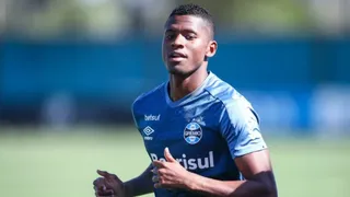 Athletico tem interesse no lateral-direito Orejuela, do São Paulo