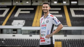 Campeão paranaense, Operário aposta em ex-Vasco para brilhar na Série B