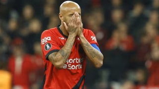 Thiago Heleno sofre lesão e zaga vira problema para Cuca no Athletico