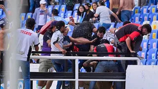 México prende 10 torcedores acusados de envolvimento em “batalha campal”