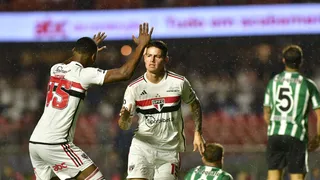 Coritiba perde para o São Paulo e chega a oito derrotas consecutivas; veja os gols