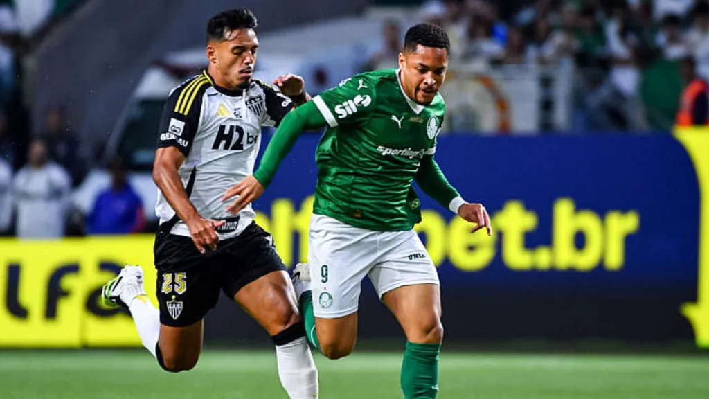 vitor-roque-palmeiras-atletico