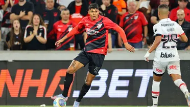 Athletico inscreve mais três jogadores na Sul-Americana; veja a lista